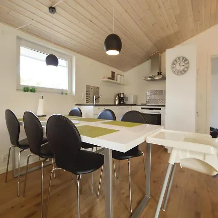 Dom wakacyjny Three-bedroom Holiday In Hejls